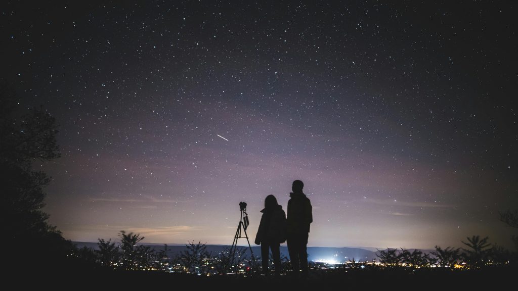 Date Ideas: Stargazing