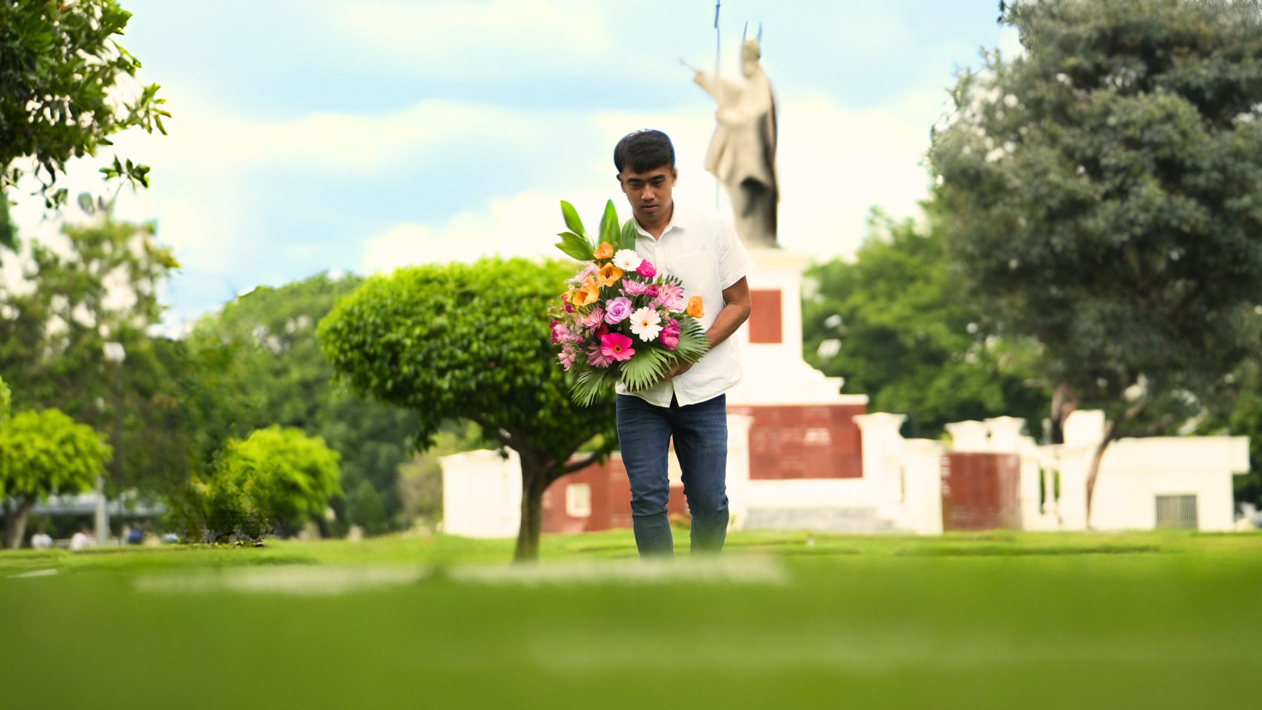 <h1 style="font-size:40px">Memorial Wall</h1>